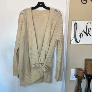 EUC tie front wrap cardigan